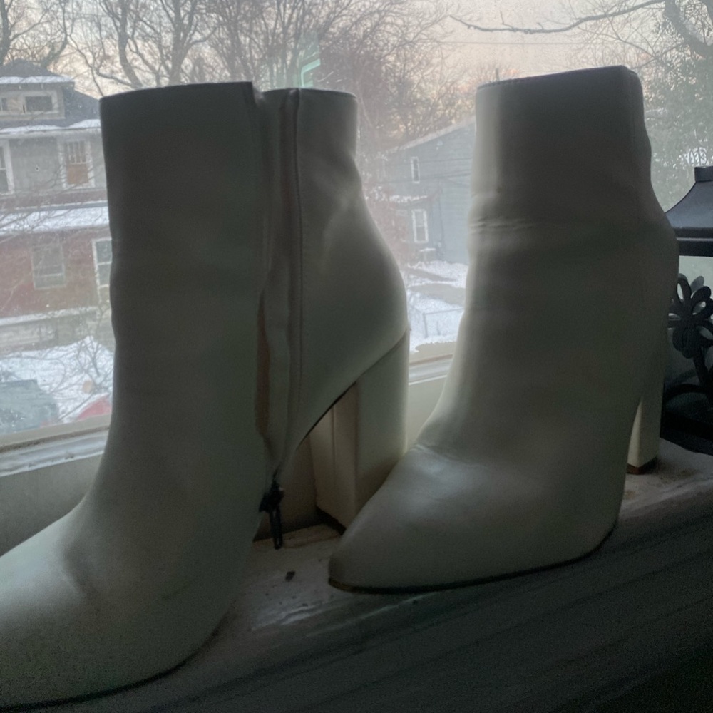 White Short GoGo Boots